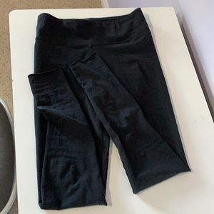 Black TNA leggings size xs